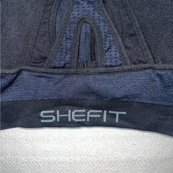 Shefit Womens Adjustable High Impact Sports Bra Size XS Gym Workout Running - Picture 5 of 8